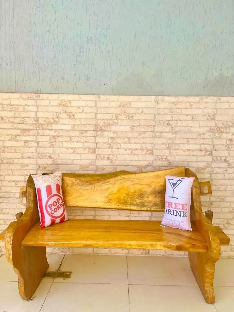 Casa com piscina e churrasqueira em São Pedro da Aldeia