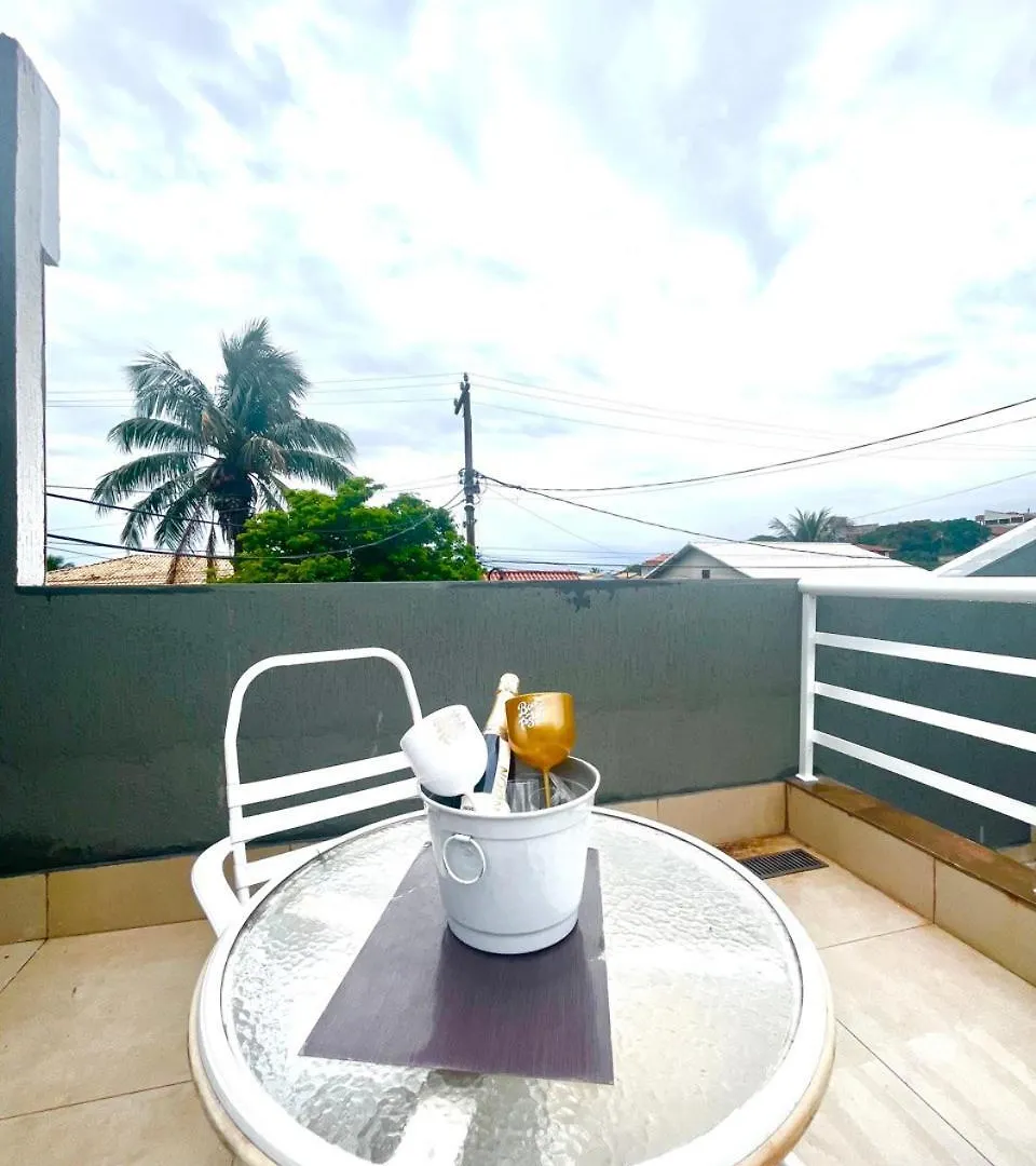 Casa de hóspedes Casa com piscina e churrasqueira em São Pedro da Aldeia